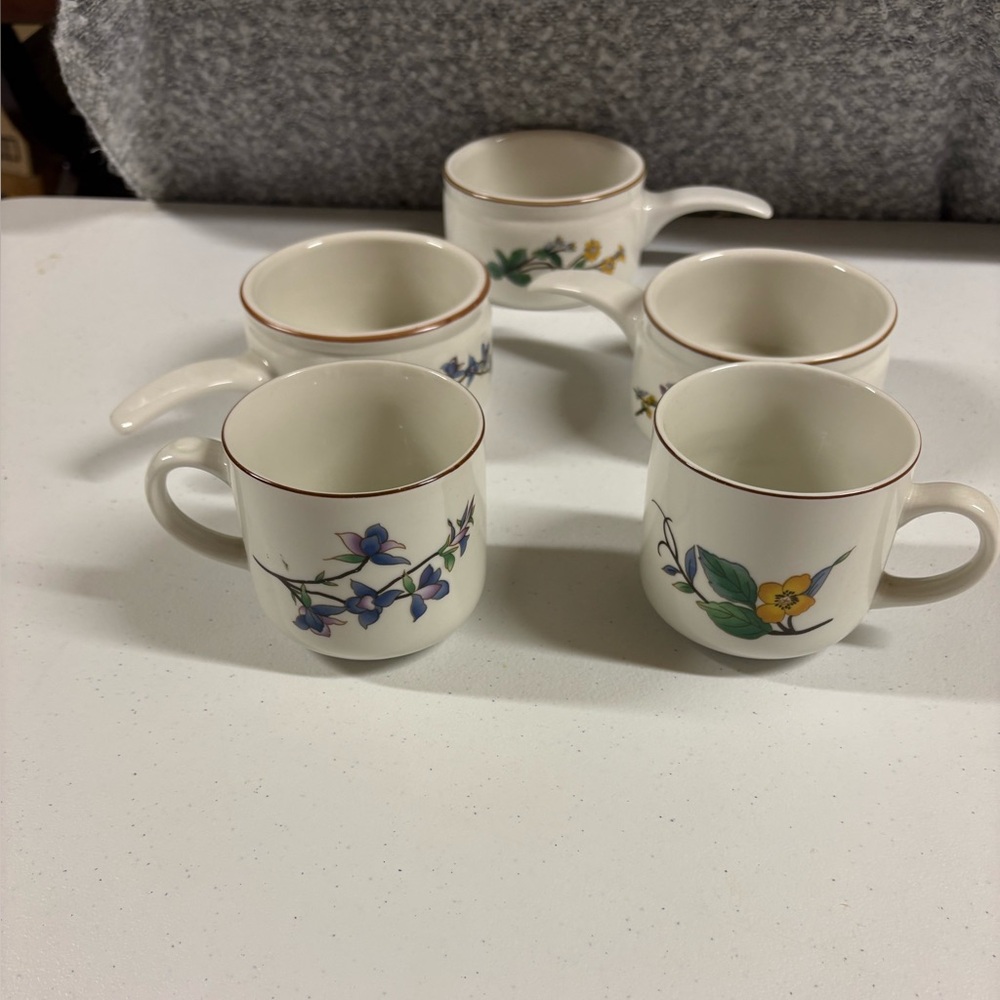 Woodhill bakeware and cups